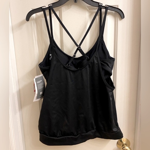 Athleta Blousy Tankini - Picture 2 of 4